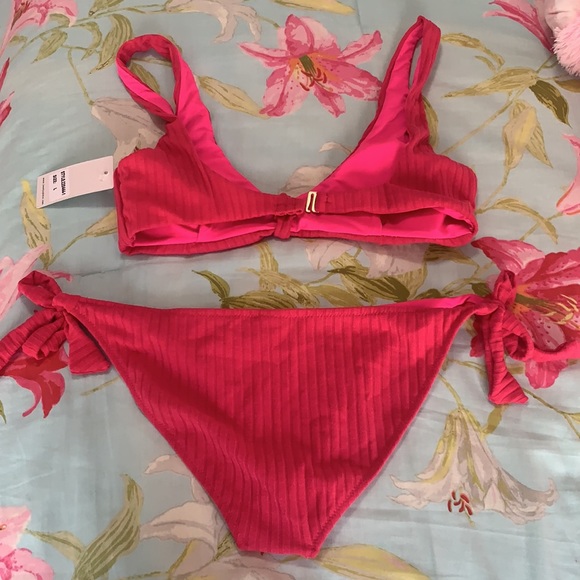 BRAND NEW hot pink bikini set - Picture 6 of 6